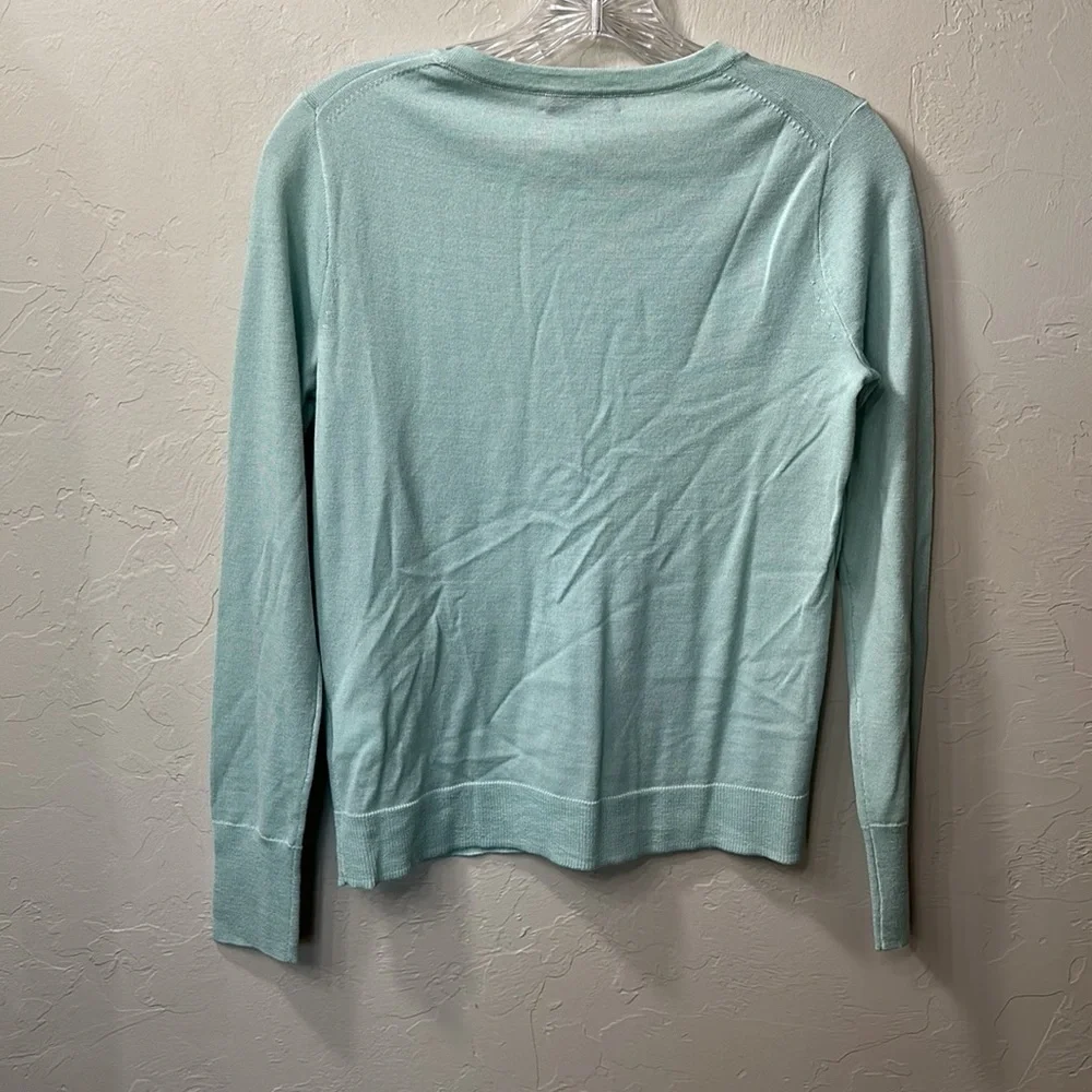 J.Crew 100% Merino wool lightweight sweater size XS.NWT